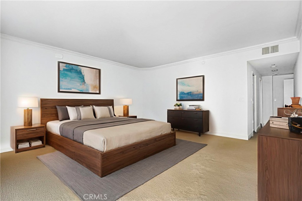 850 E Ocean Boulevard 1604
