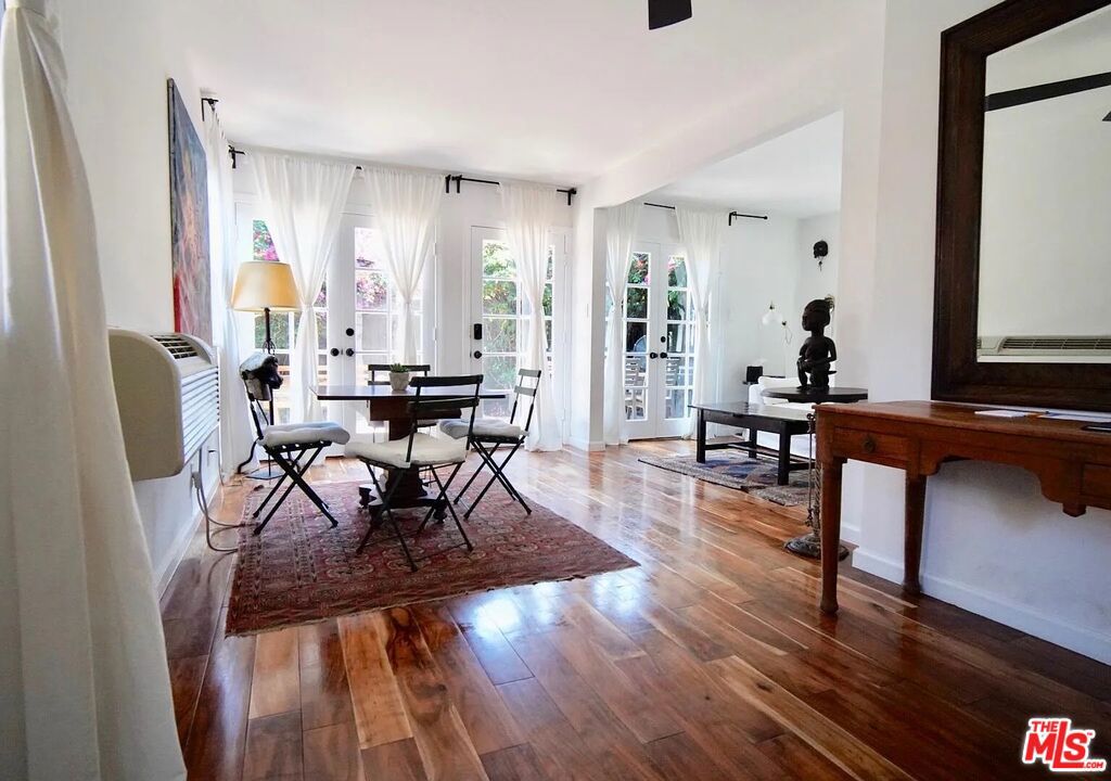 Just steps from the sand, this beautifully updated 2-bedroom, 1-bath beachside retreat blends modern comfort with Venice's iconic coastal vibe. Featuring hardwood floors, a fully equipped kitchen with stainless appliances, in-unit washer/dryer, and a bright open layout, this single-level home offers effortless living just 100 feet from the beach. Enjoy a private gated garage, lush bougainvillea-lined patio, and close proximity to the Venice Boardwalk, Abbot Kinney, and world-class dining. Pet-friendly and fully furnished, this is the ultimate turnkey beach escape.