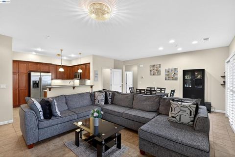 Tiny photo for 86 86 S Cortadillo St St, Mountain House, CA 95391 (MLS # 41126358)