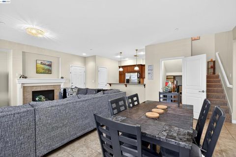 Tiny photo for 86 86 S Cortadillo St St, Mountain House, CA 95391 (MLS # 41126358)