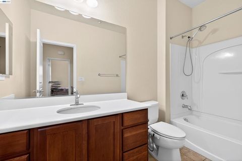 Tiny photo for 86 86 S Cortadillo St St, Mountain House, CA 95391 (MLS # 41126358)