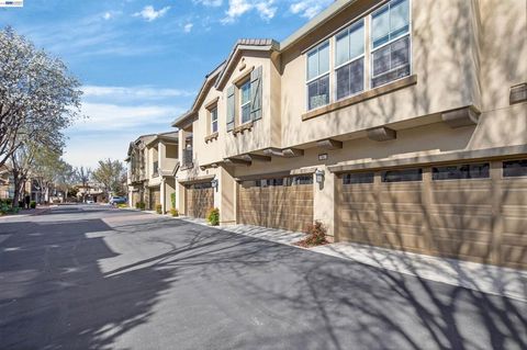 Tiny photo for 86 86 S Cortadillo St St, Mountain House, CA 95391 (MLS # 41126358)