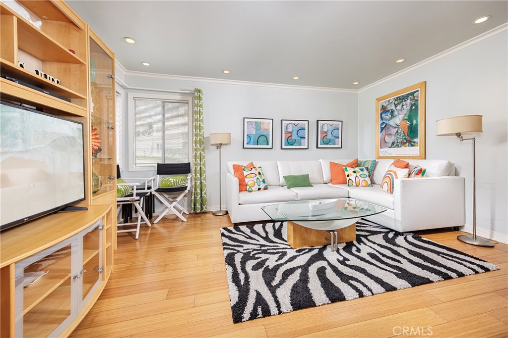 48 Corniche Drive A