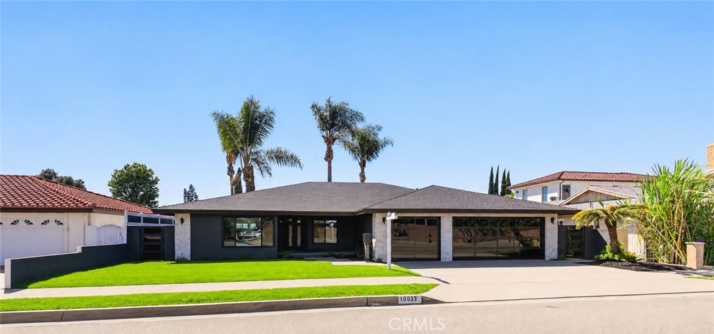 10033 Brookshire