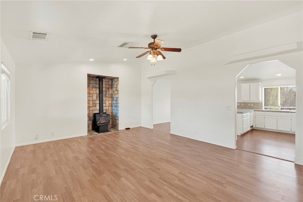 10778 Cedar