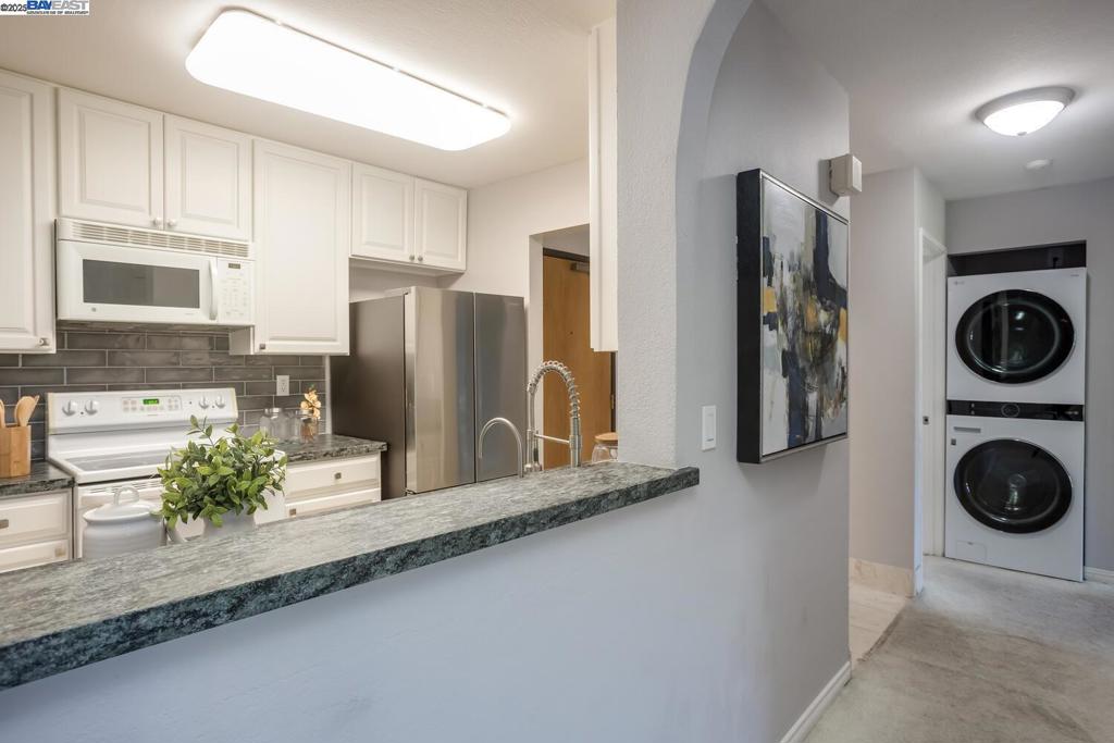 NEWARK - Residential