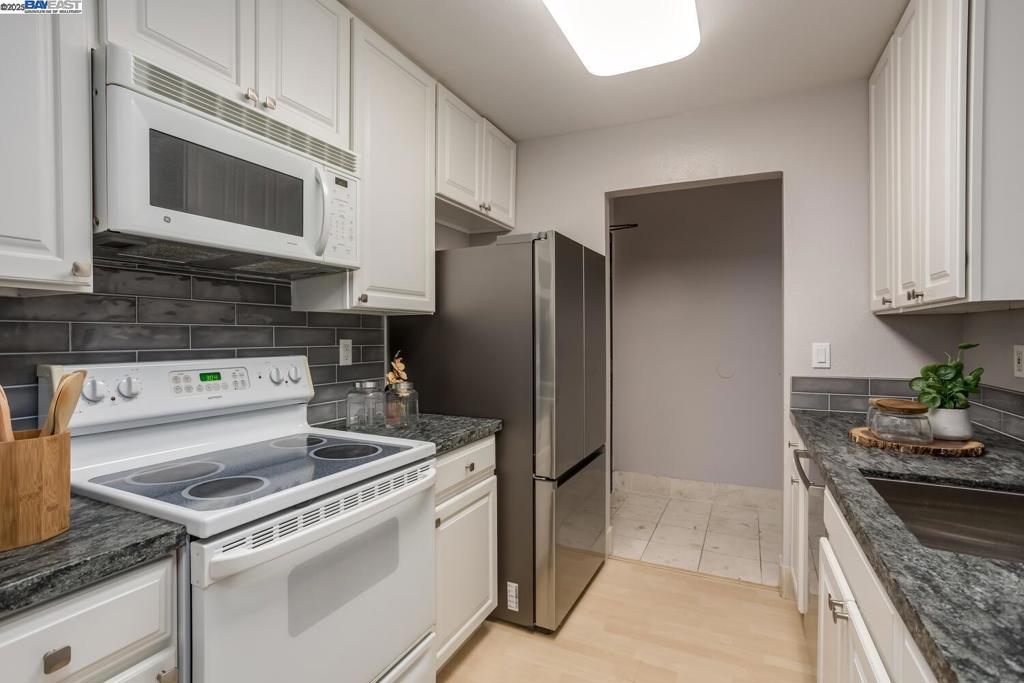 NEWARK - Residential