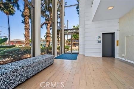 1140 E Ocean Boulevard Blvd