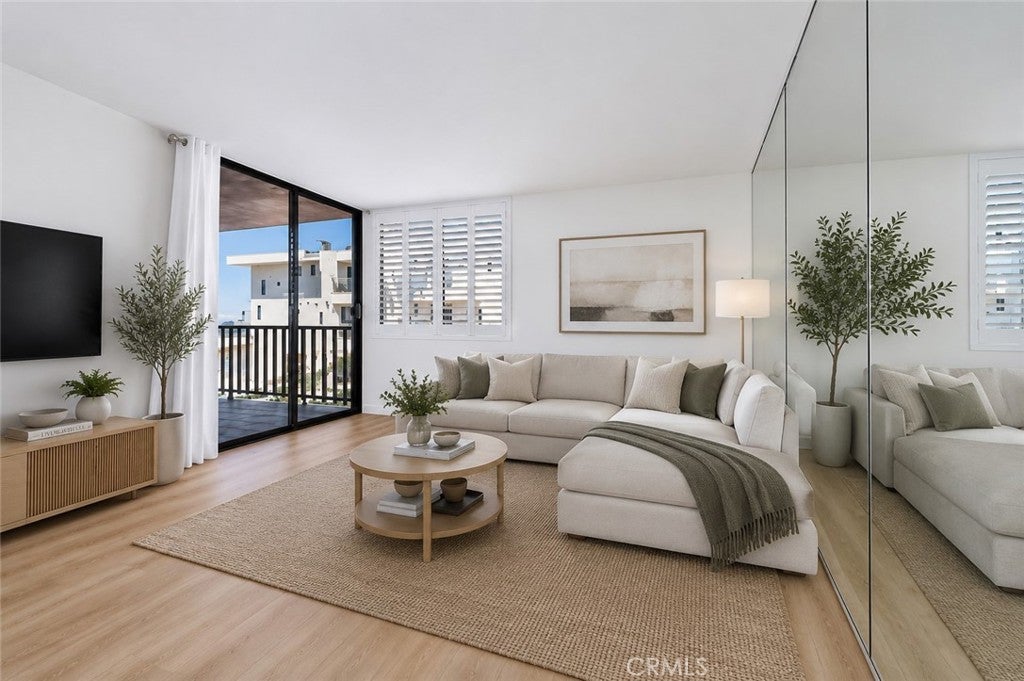1140 E Ocean Boulevard 131