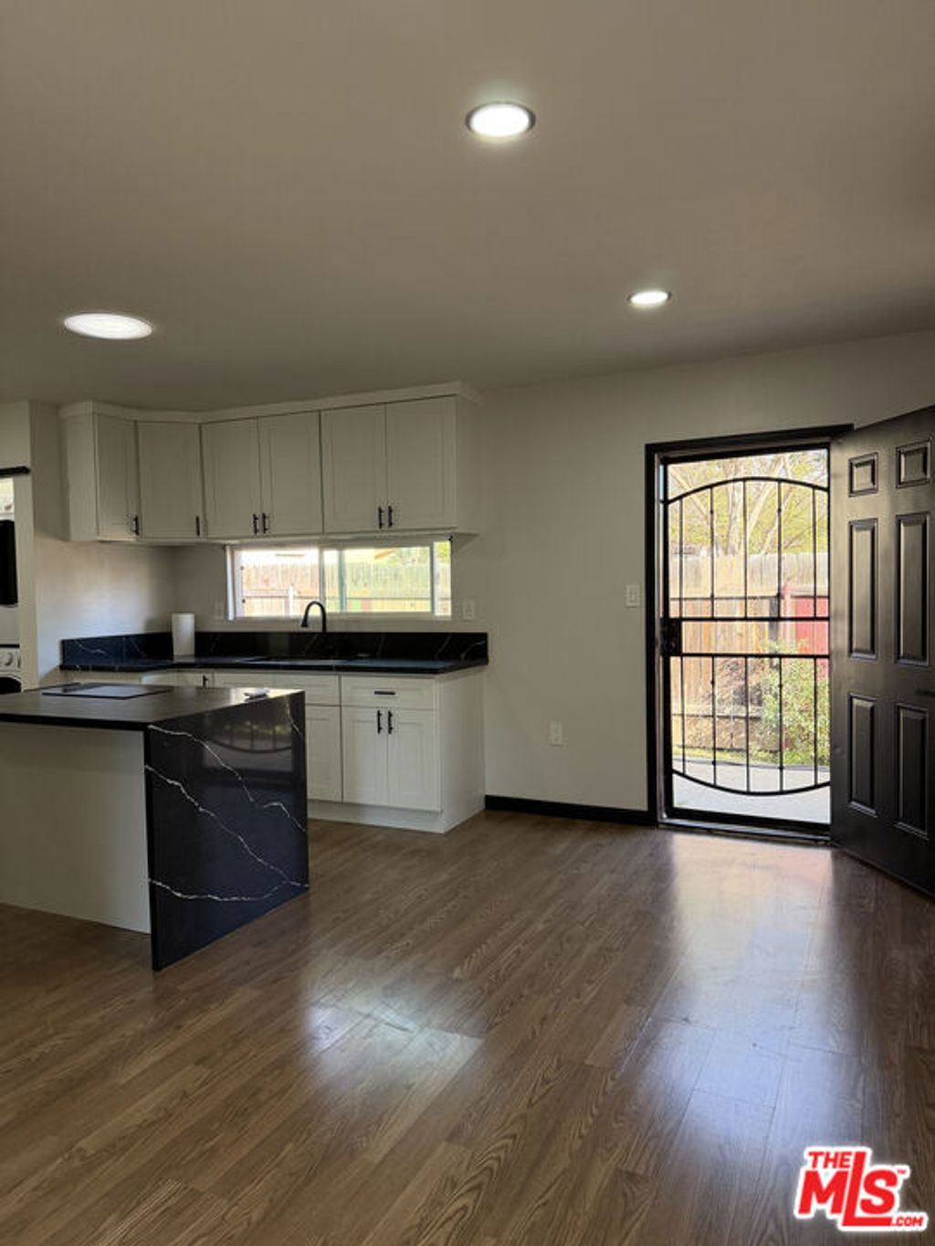 Photo of 281 Stanton Street #2, Pasadena, CA 91103 (MLS # 26637715)