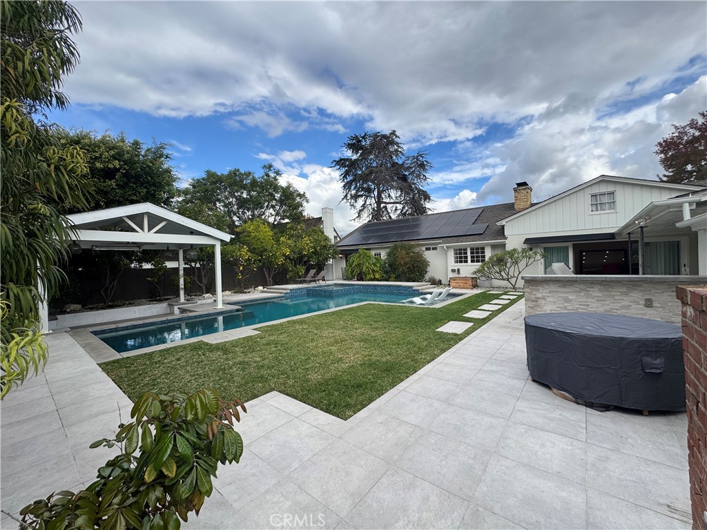 Bixby Knolls (BK) - Residential Lease