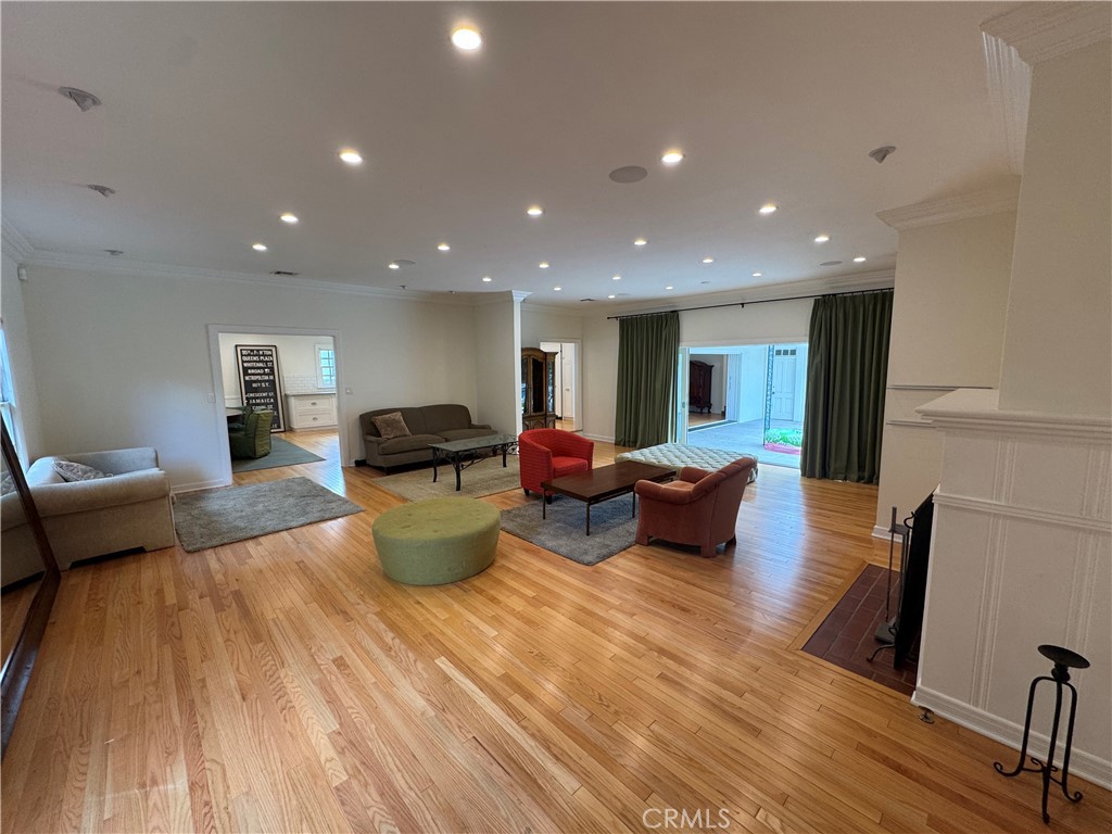 Bixby Knolls (BK) - Residential Lease
