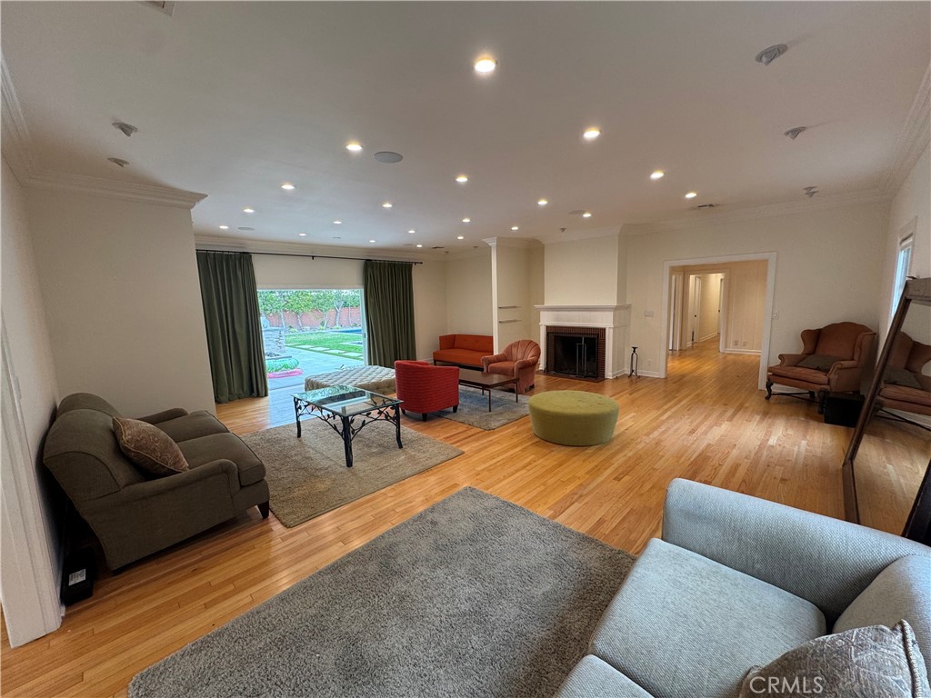 Bixby Knolls (BK) - Residential Lease