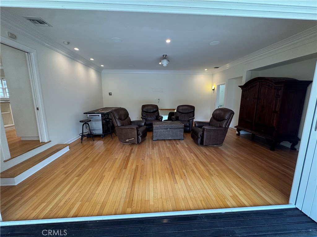 Bixby Knolls (BK) - Residential Lease