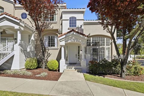 Photo of 7013 Silver Fox Drive, San Jose, CA 95120 (MLS # ML82040064)