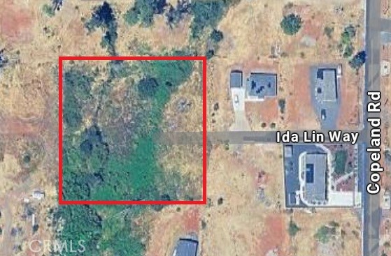 Over 1 acre of flat land close to the center of town on a paved road! Don't miss out on this one of a kind lot to build out your dream!