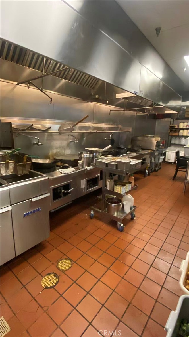 1033 E. Imperial Hwy