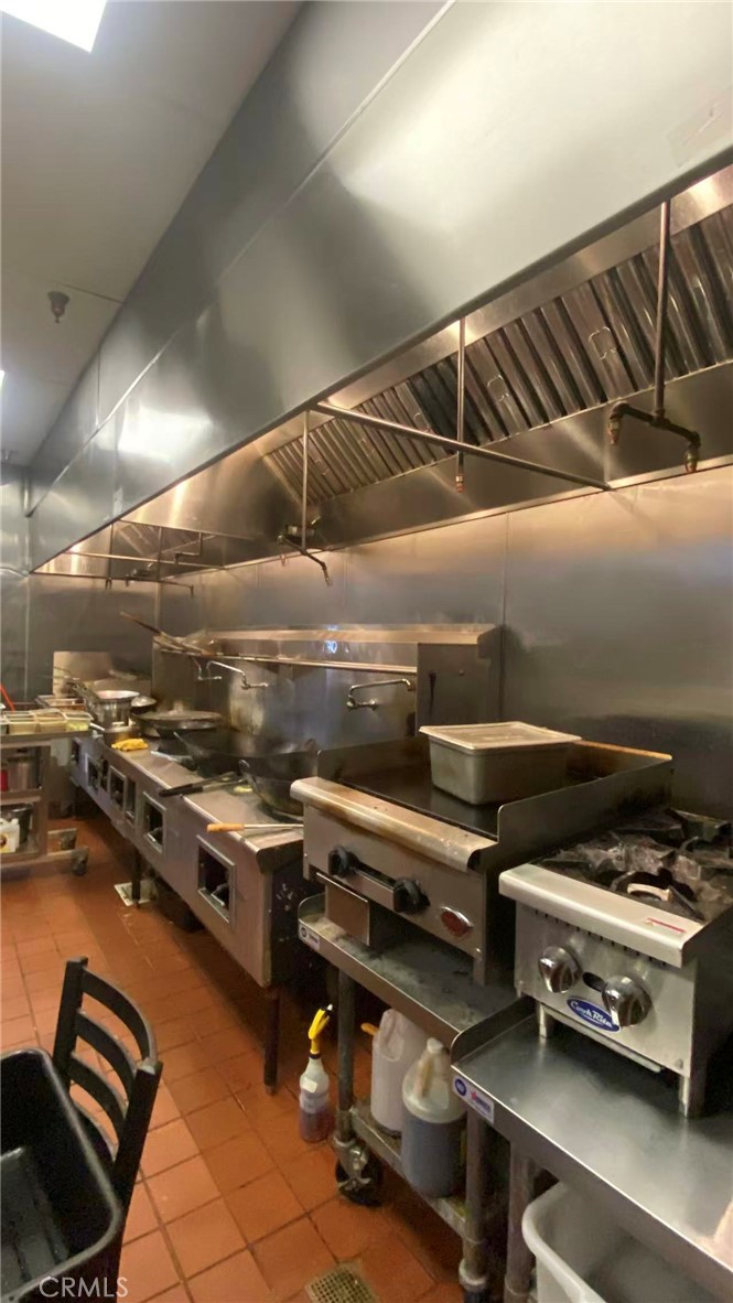 1033 E. Imperial Hwy