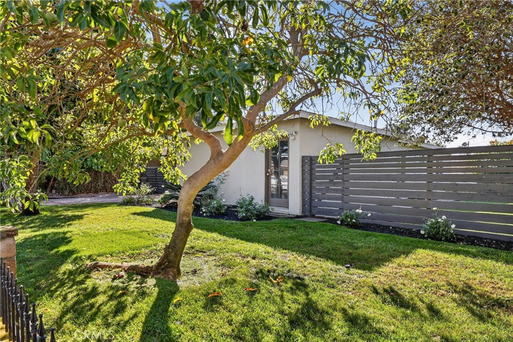 Tract 3522 Lot 8 - Residential