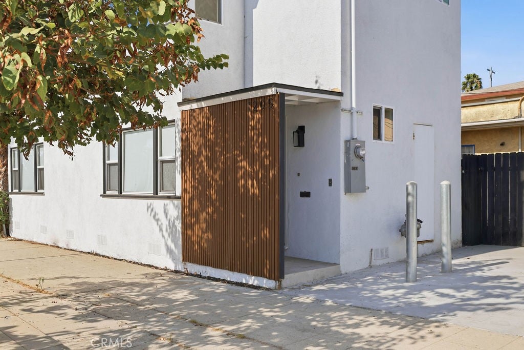 1205 Cole Avenue