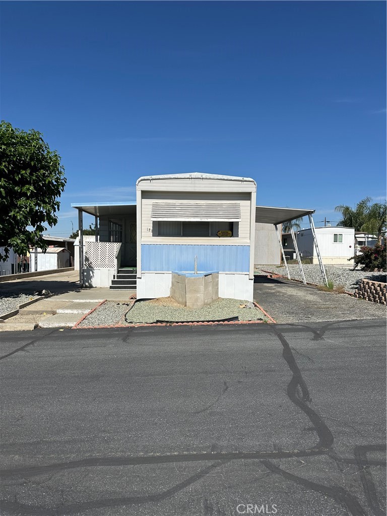Mobile Home trailer in the Twin View Mobile Home Estate, a quite 55 and over community Park, Mobile Home sold AS IS. Upgrades needed and TLC. No repairs will be done. Has an enclosed patio adding 110sq ft of usable space. Asking 27,500 or best offer and includes 2 storage sheds. Seller to review all offers.