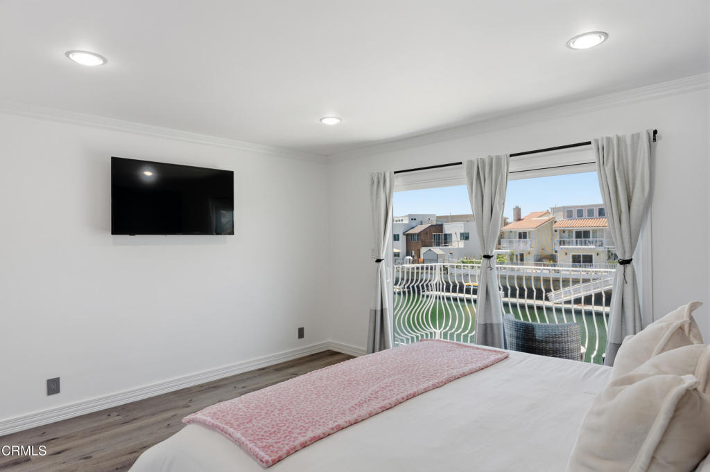 Oxnard, California, 93035, United States, 3 Bedrooms Bedrooms, ,3 BathroomsBathrooms,Residential,Active,2041442