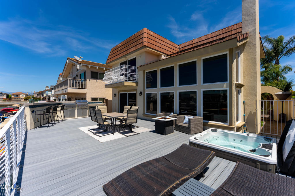 Oxnard, California, 93035, United States, 3 Bedrooms Bedrooms, ,3 BathroomsBathrooms,Residential,Active,2041442