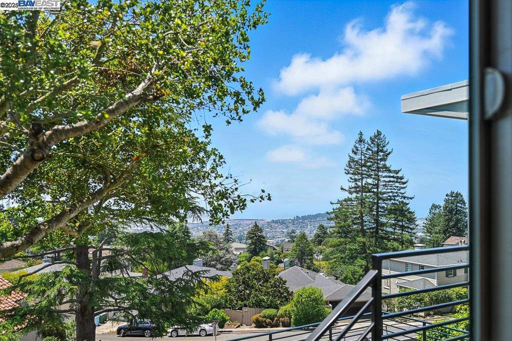 BERKELEY HILLS - Residential