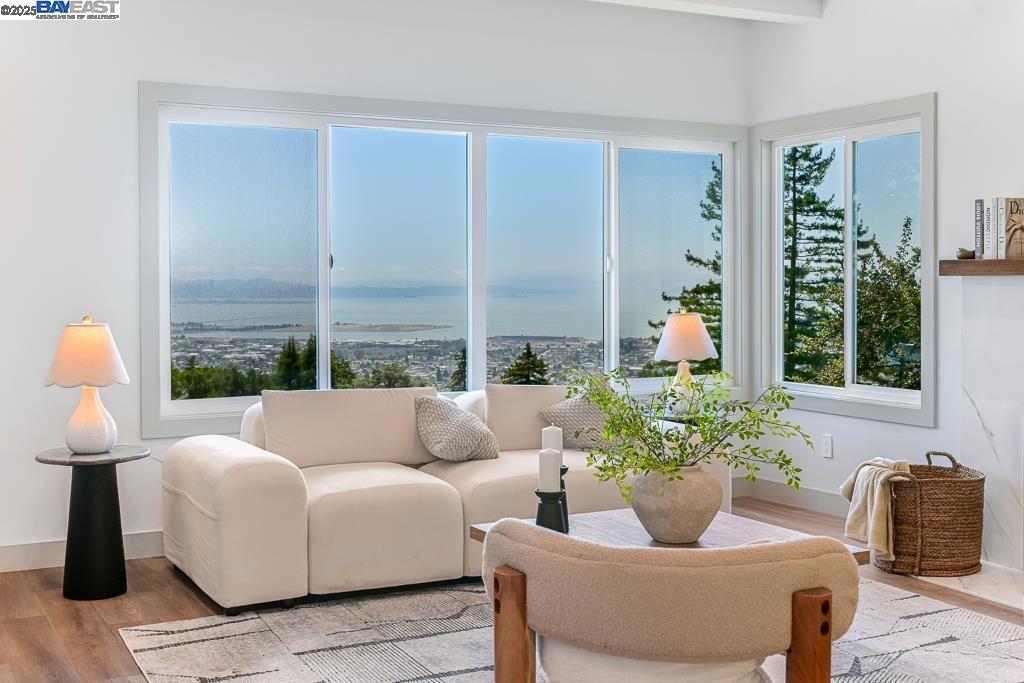 BERKELEY HILLS - Residential
