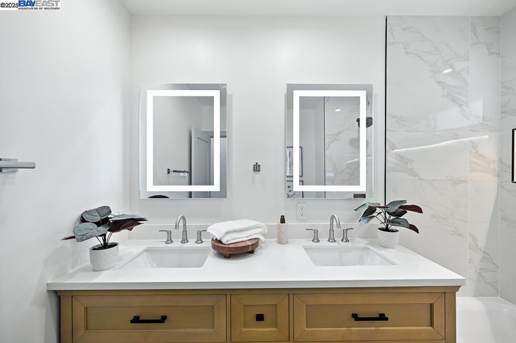 BERKELEY HILLS - Residential