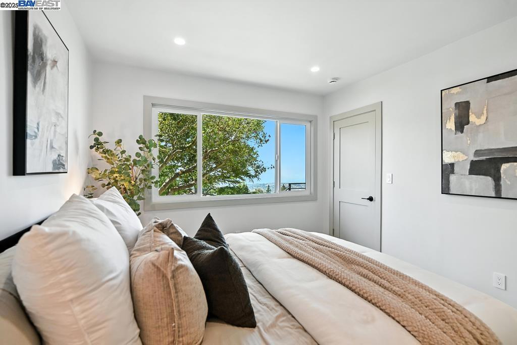 BERKELEY HILLS - Residential