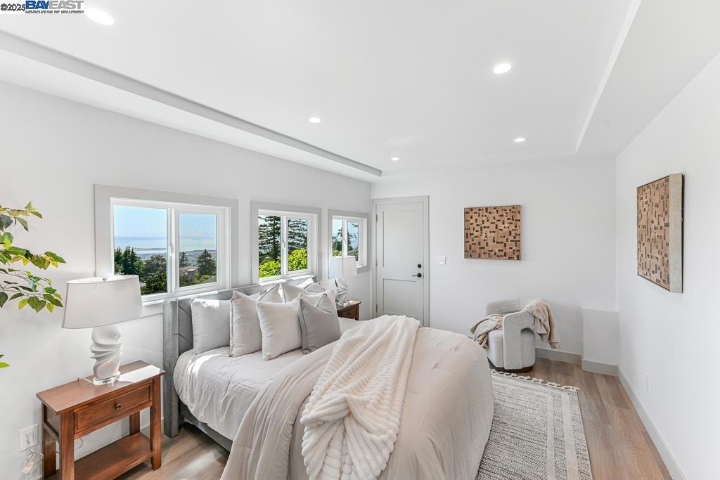 BERKELEY HILLS - Residential