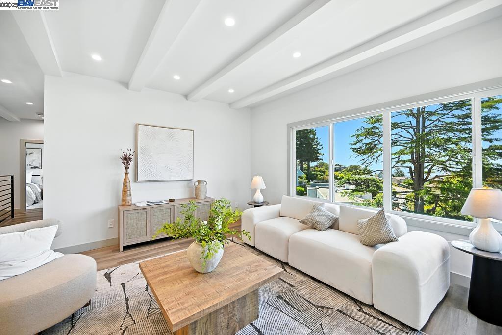BERKELEY HILLS - Residential