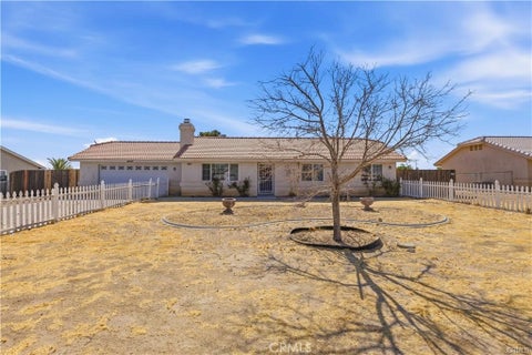 Photo of 15507 Don Roberto Road Rd, Victorville, CA 92394 (MLS # IG26190470)