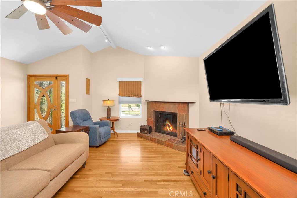 Photo of 1521 S Dallas DR, Anaheim, CA 92804 (MLS # PW26179028)