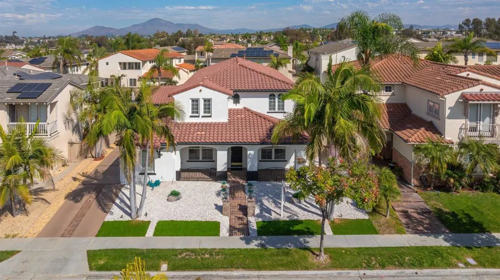 Chula Vista, California 91913, United States, 4 Bedrooms Bedrooms, ,4 BathroomsBathrooms,Residential,Active,234305