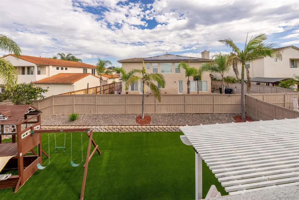 Chula Vista, California 91913, United States, 4 Bedrooms Bedrooms, ,4 BathroomsBathrooms,Residential,Active,234305