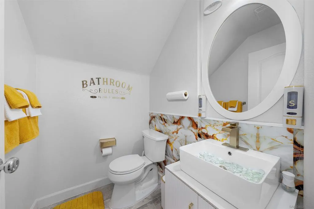 Chula Vista, California 91913, United States, 4 Bedrooms Bedrooms, ,4 BathroomsBathrooms,Residential,Active,234305