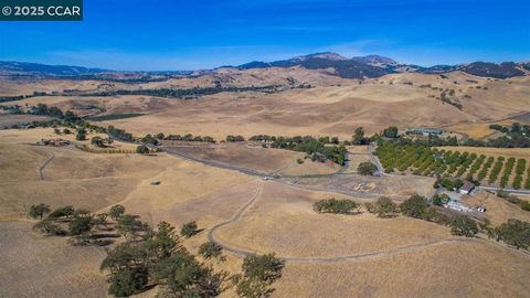 Photo of 0 Highland Rd, Pleasanton, CA 94583 (MLS # 41116551)