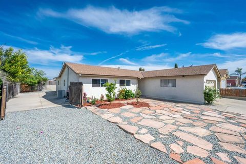 Photo of 680 Arthur Avenue, Oceanside, CA 92057 (MLS # NDP2603715)