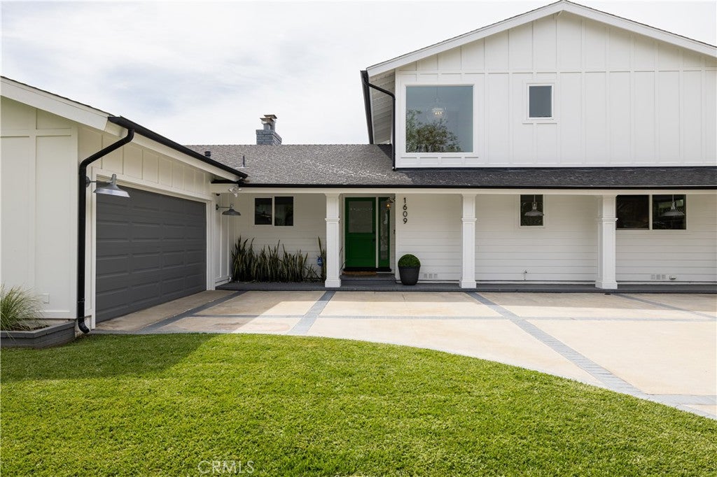 Photo of 1609 Ruth Lane, Newport Beach, CA 92660 (MLS # OC26082024)