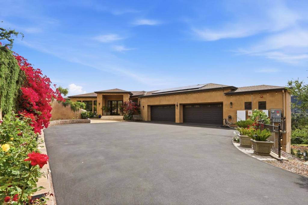 20601 Via Santa Teresa