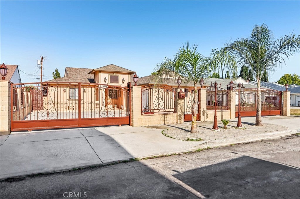 7060 Morse Avenue, North Hollywood CA 91605