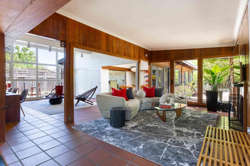 876 Southampton Drive