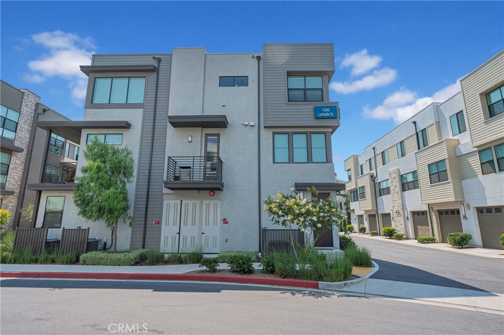 11042 Luminate Drive