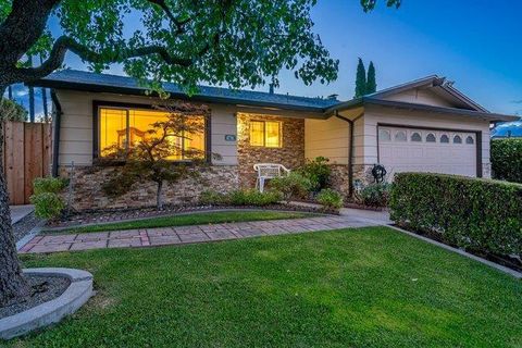 Photo of 4791 Plainfield Drive, San Jose, CA 95111 (MLS # ML82045395)