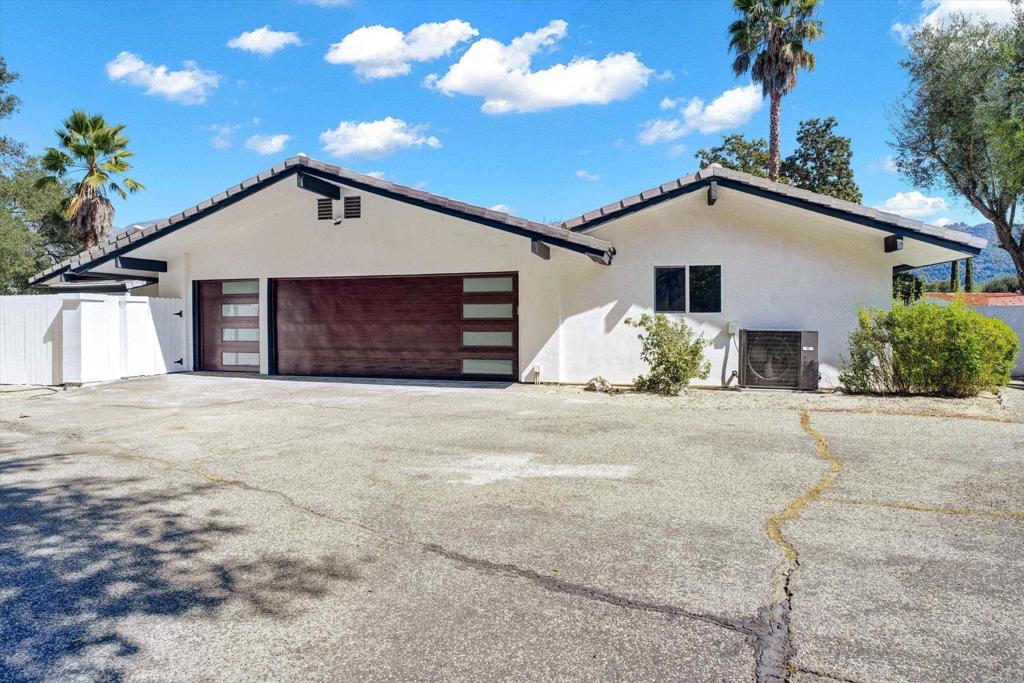 32369 WISKON WAY W
