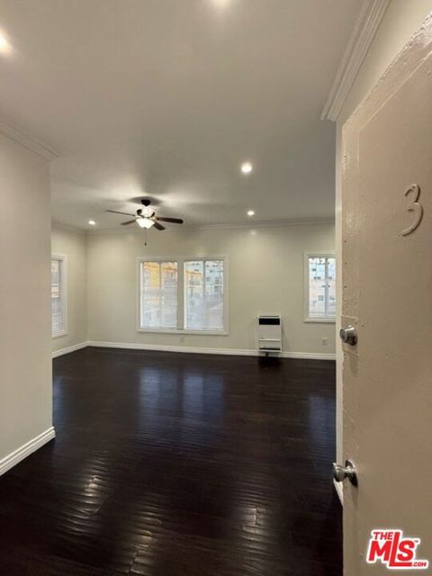 Photo of 1117 S Westlake Avenue #309, Los Angeles, CA 90006 (MLS # 26668781)