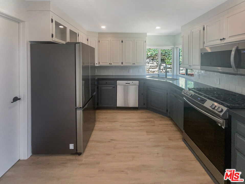 1346 W 36th Street