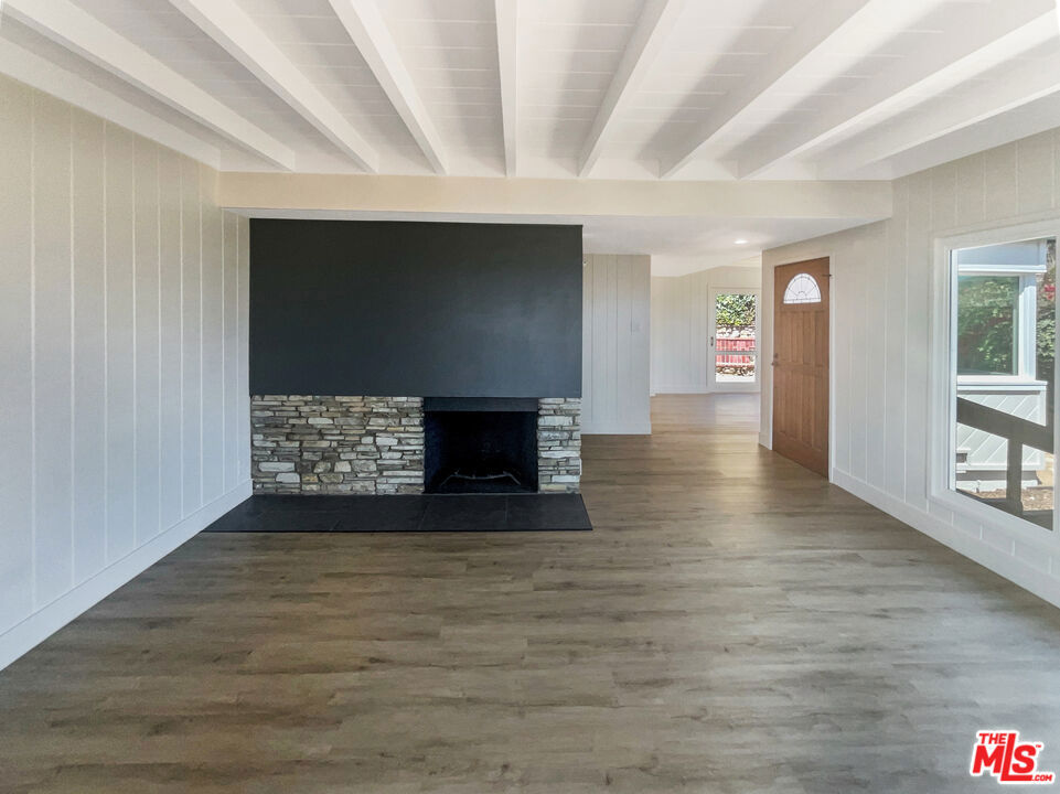 1346 W 36th Street